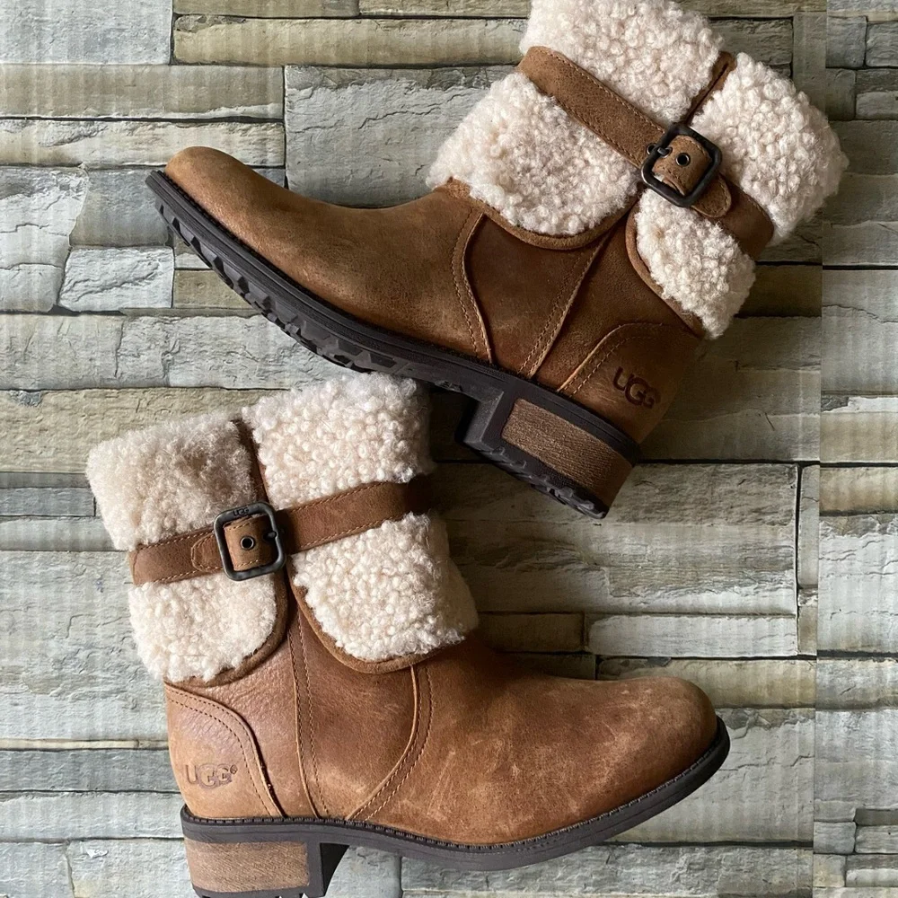 Ugg Blayne ll Buckle lodge boots 6.5 - Picture 3 of 10